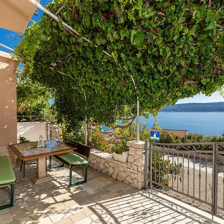 With Parking Space Zavode, Omis - 12075